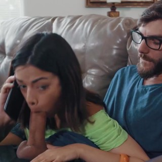 Порно выебал жопастую мамку