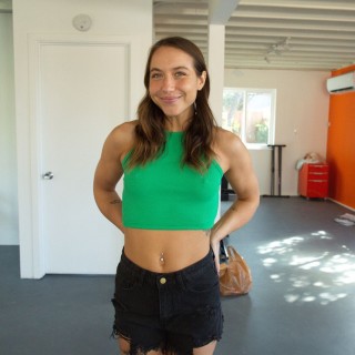 Минет и по письке, молодая деваха трахается