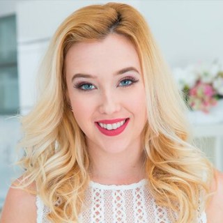 Русское порно где хозяйка страпонит госпожу