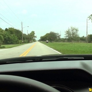 Развел грудастую на поебаться