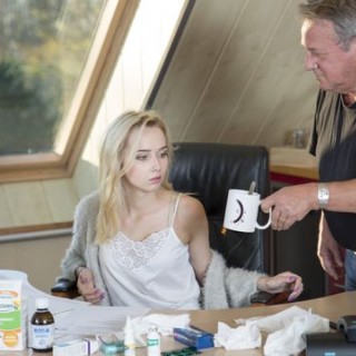 Пацан развел одноклассницу на первый секс