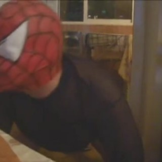 Порно изнасиловал спящую русскую маму